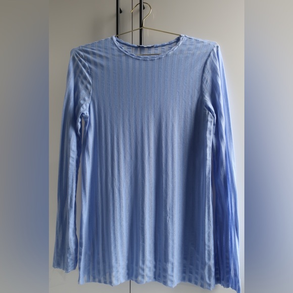Zara long sleeve top - Picture 2 of 2